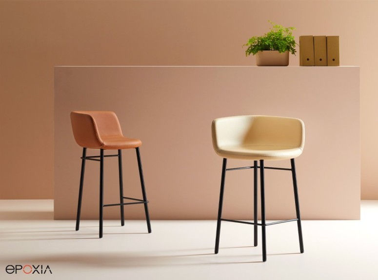 Tabouret tapissé Xoro par Akaba