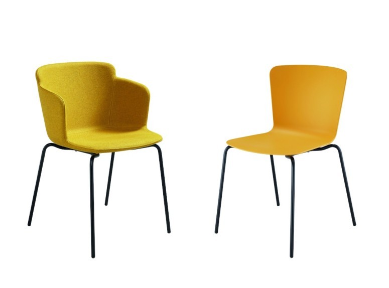 Collection chaise et fauteuil Calla, 4 pieds métal. Empilable avec la coque en poypropylène