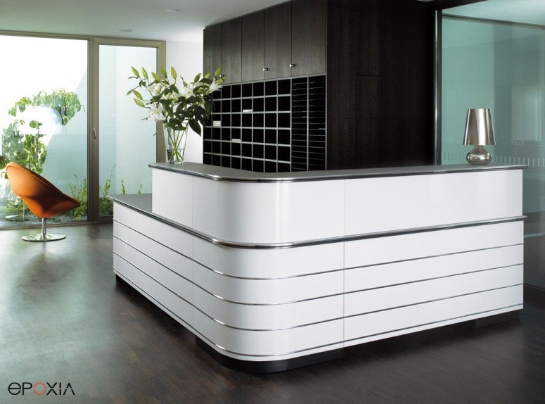 Banque d'accueil Classic Line avec retour, finition blanc standard RAL 9003