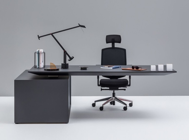 Bureau direction design Gravity, réglable en hauteur