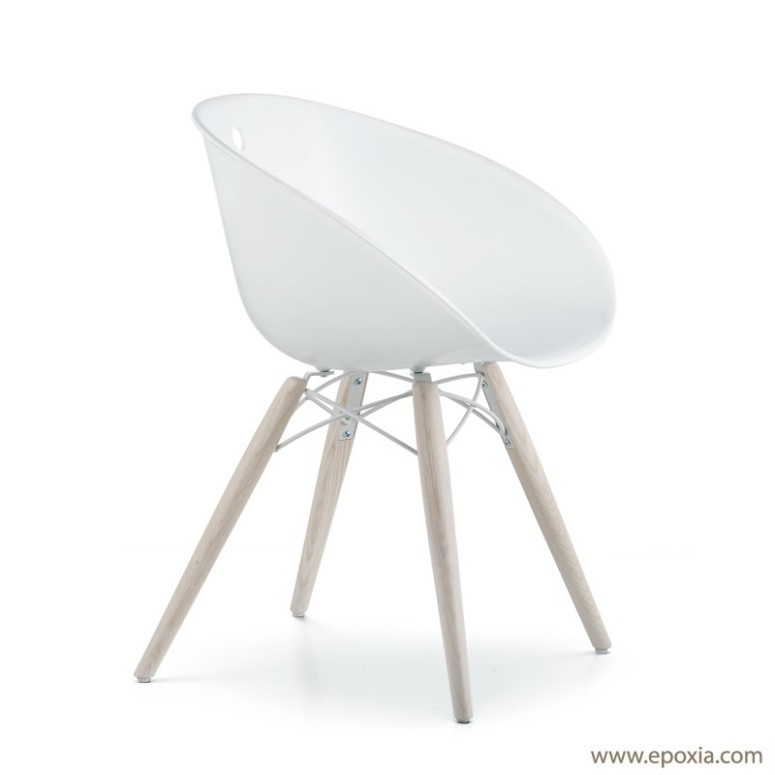 Fauteuil design pieds bois Gliss