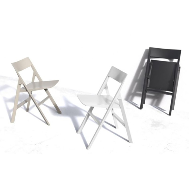 Chaise Quartz pliante indoor ou outdoor, en polypropylène noir, blanc ou écru fabriquée par Vondom
