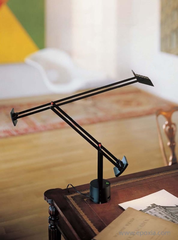 Lampe de bureau Tizio aluminium noir