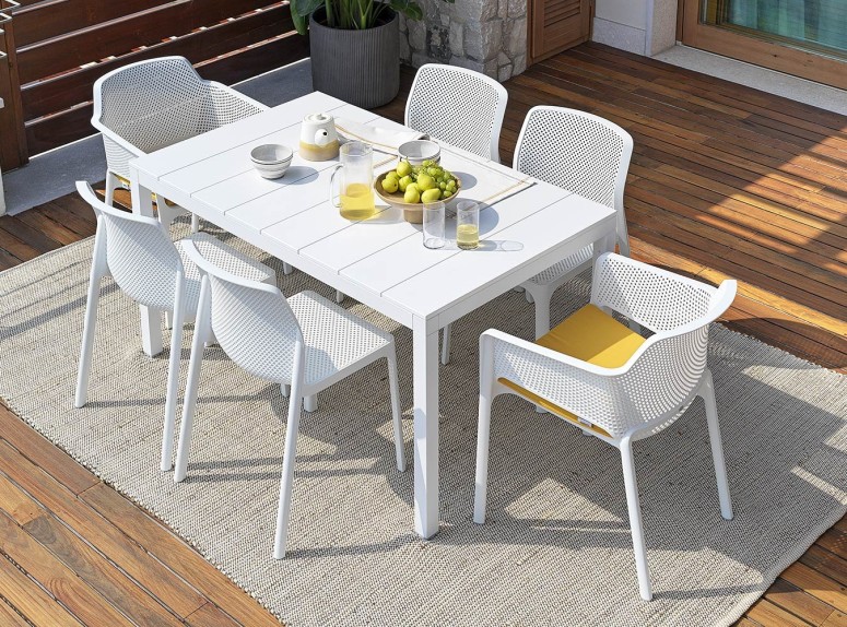 Table outdoor collection Rio aluminium verni blanc, pieds assortis