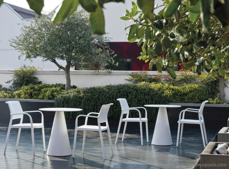 Tables outdoor Ikon