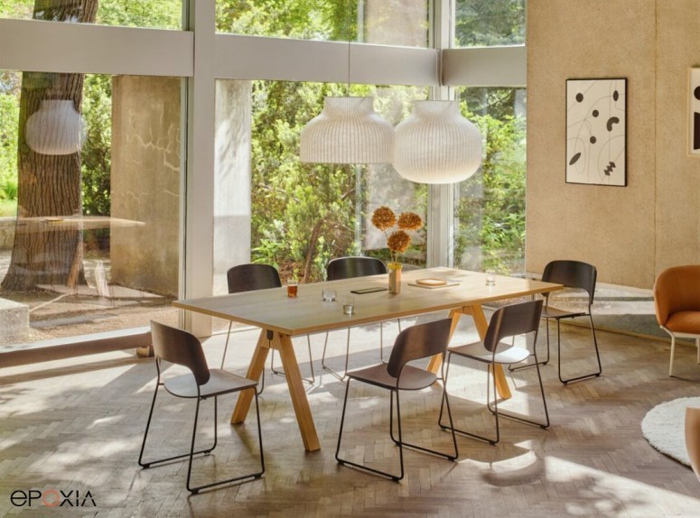 Table de réunion collection Viga, placage ébénisterie