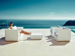 Fauteuil et canapé outdoor Ulm par Vondom