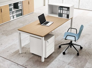 Bureau opérateur individuel Italo pieds bmanc, avec niche