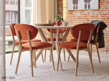 Collection Toro, fauteuils pieds bois