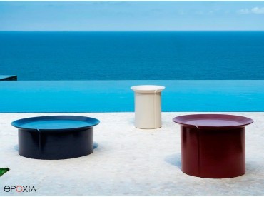 Collection de tables basses Brise avec base cylindrique par Gervasoni