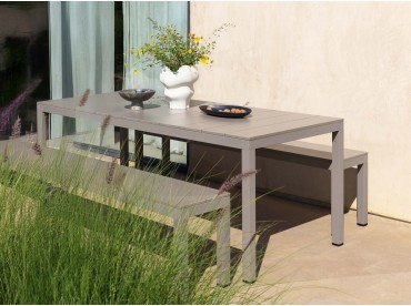 Table outdoor Rio plateau lattes, pieds et bancs assortis