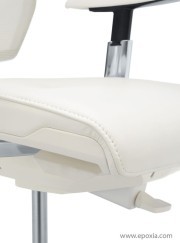 Détail assise en cuir