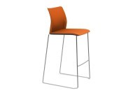 Tabouret de bar Adela assise et dos tapissés