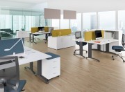 Bureaux Elise+ avec écrans séparatifs acoustiques KE