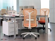 Sièges de travail SynchroPlus Flexa, dossier orange clair, structure blanche ou noire