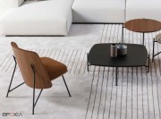 Fauteuil design Tinker, dossier en bois