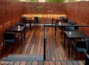 Chaises Ara, accoudoirs, pour la restauration