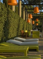Bain de soleil, coloris vert et gris, collection Jut 