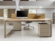 Bureau pour openspace Atreo, bench 2 postes avec écran de séparation frontal en OSB.