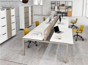 Bureau bench Italo 6 postes, avec écrans de séparation et plateaux coulissants