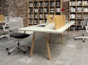 Bureau Atreo Wood, pieds bois