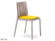 Chaise Blitz empilable en polycarbonate sable opaque, assise tissu
