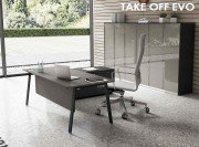 Ensemble mobilier Direction Take Off, avec armoires portes verre