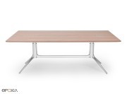Bureau rectangulaire réglable en hauteur