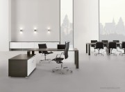 Bureau collection Step wengé avec desserte porteuse L.137 cm wengé / façade laque blanche