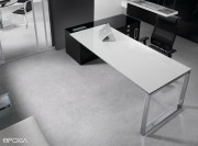 Bureau de direction Oxygen sur desserte porteuse, plateau mobile