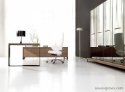 Bureau de direction et desserte porteuse New Loop noyer