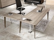 Bureau Blade X avec retour finition mélaminé chêne gris