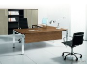 Bureau de direction Glider plateau bois noyer américain