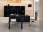 Bureau direction step, nouvelles finitions : plateau verre noir, pieds noir