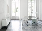 Bureau courbe en verre Président par Gallotti et Radice