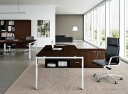 Bureau Glider mélaminé wengé avec desserte porteuse