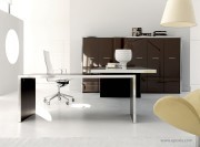 Bureau direction Wing verre, chants aluminium poli