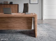 Bureau collection X10 - détail voile de fond et pietement Noyer