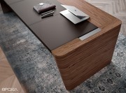 Bureau Direction X10 Noyer américain avec insert cuir et top access
