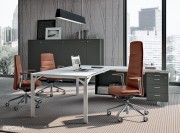 Bureau Direction X8 plateau verre rétrolaqué blanc