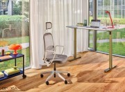 Bureau individuel réglable en hauteur Ogi Drive, version haute