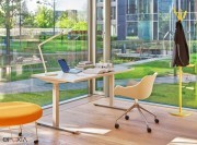 Bureau individuel réglable en hauteur Ogi Drive