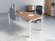Bureau opérateur merisier naturel pieds blancs Astro Arche