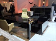 Bureau Step Evo verre noir avec desserte acrylique noir brillant