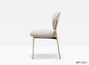 Chaise collection Blume assise confortable, tissu Kvadrat