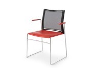 Chaise de collectivité C01, assise en poplypropylène et dossier résille noire.