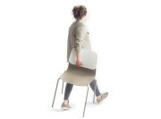 Chaise de collectivité Klik, légère et empilable