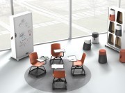 Chaise de formation sur roulettes Odei Etudiant avec tablette écritoire