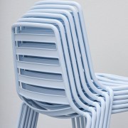 Chaise empilable outdoor Street de Enea