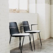 Chaise Lottus 4 pieds et accoudoirs